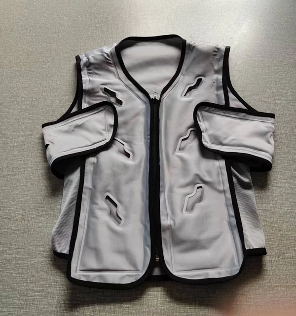 Análisis comparativo de prendas de vestir con refrigeración por circulación de agua y prendas de vestir con refrigeración por ventilador de Suzhou SenJoy Cooling Clothing Garment Co., Ltd.