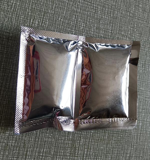 Pegamento condensado que enfr&iacute;a la ropa