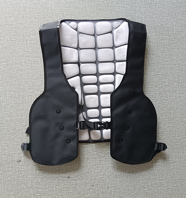 Chaleco refrigerante ajustable y reutilizable Senjoy con PCM, diseño resistente al calor para mayor comodidad en climas cálidos.