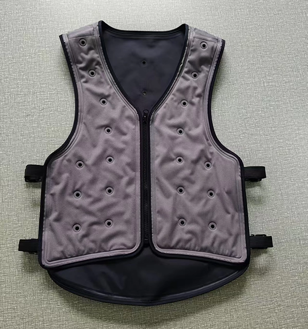 &iquest;Qu&eacute; ropa refrescante es mejor para talleres de alta temperatura?